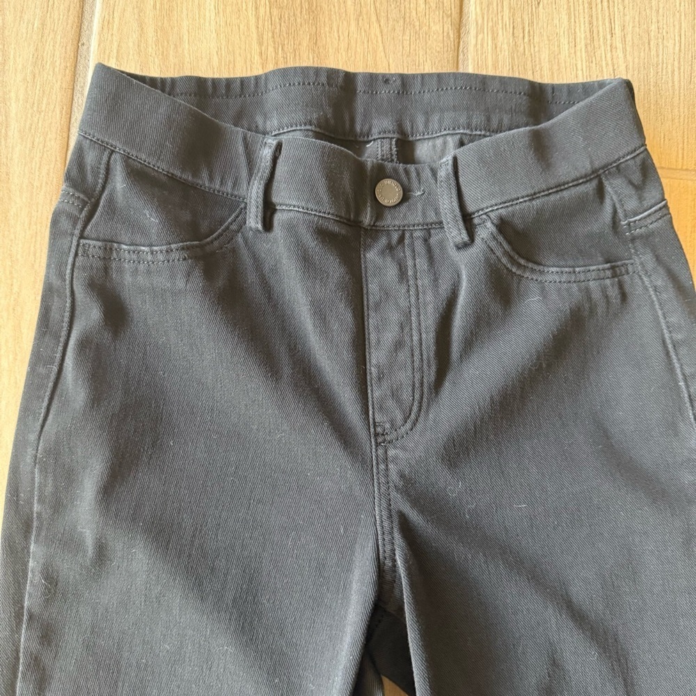 Uniqlo Jeggings Slim Fit Pants - Picture 2 of 6